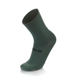 Skarpetki Mb Wear Comfort H15. Zielone skarpetki męskie MB WEAR, bez wzorów, z materiału. Za 112.50 zł.