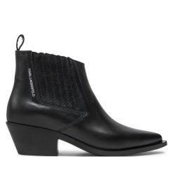 Botki KARL LAGERFELD. Czarne botki damskie Karl Lagerfeld, bez obcasa, na płaskiej podeszwie, bez zapięcia. Za 1,099.00 zł.