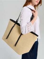 Pleciona torba na ramię typu tote - kremowy. Białe torebki klasyczne damskie Sinsay, bez wzorów, bez dodatków. Za 59.99 zł.