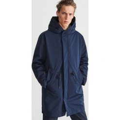 Ocieplana parka z kapturem - Granatowy. Niebieskie parki damskie Reserved, bez wzorów. Za 299.99 zł.