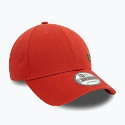 Czapka z daszkiem New Era Ne Pin 940. Czerwone czapki męskie New Era, na zimę, bez wzorów. Za 119.99 zł.