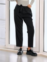Eleganckie spodnie - czarny. Czarne spodnie materiałowe damskie Sinsay, bez wzorów, eleganckie. W wyprzedaży za 29.99 zł.