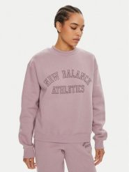 New Balance Bluza Graphic WT43516 Fioletowy Relaxed Fit. Fioletowe bluzy bez kaptura damskie New Balance, l, z bawełny. Za 159.99 zł.
