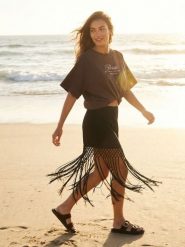 Bluza z krótkim rękawem i nadrukiem na plecach - brązowy. Brązowe bluzy bez kaptura damskie Sinsay, l. Za 39.99 zł.