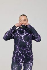 Damska koszulka termoaktywna Thunderstruck z wysokim dekoltem. Fioletowe bielizna termoaktywna damska OOSC, s, bez wzorów, z materiału. Za 294.99 zł.