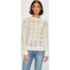 Noisy May - Sweter. Białe swetry klasyczne damskie Noisy may, l, z dzianiny, bez kołnierzyka. W wyprzedaży za 59.90 zł.