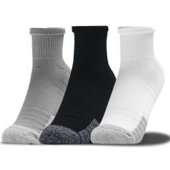 Męskie skarpety Under Armour HEATGEAR QUARTER. Białe skarpetki męskie Under Armour, bez wzorów, z materiału. Za 69.99 zł.