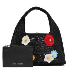 Torebka Marc Jacobs. Czarne torebki klasyczne damskie MARC JACOBS, bez wzorów, bez dodatków. Za 1,039.00 zł.
