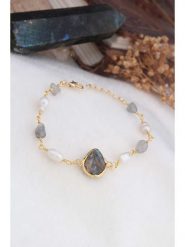 Pierres delicates Pozłacana bransoletka z prehnitami rozmiar: onesize. Zielone bransoletki damskie Pierres delicates, pozłacane. Za 82.64 zł.