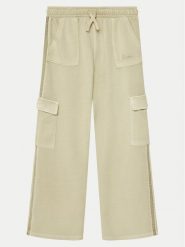 Guess Spodnie materiałowe J5RQ14 KAD74 Zielony Regular Fit. Zielone spodnie dziewczęce Guess, z materiału. Za 159.99 zł.