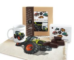 Claas — paczka (Zawartość paczki: koszulka, torba, kubek, słodycze; Rozmiar koszulki / bluzy: XXL (damska); Kolor koszulki / bluzy: czarny; Rodzaj nad. Czarne t-shirty damskie nikiniki, s, bez wzorów, z bawełny, bez kołnierzyka. Za 179.00 zł.