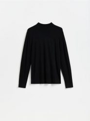 Gładki sweter z półgolfem - czarny. Czarne swetry męskie Reserved, l, bez wzorów, z dzianiny, bez kołnierzyka. Za 129.99 zł.