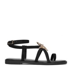 Sandały DeeZee. Czarne sandały damskie DeeZee, bez wzorów, bez obcasa, na płaskiej podeszwie. Za 99.99 zł.