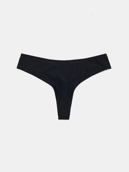 Dół od bikini stringi - czarny. Czarne bikini damskie Sinsay, l, bez wzorów. Za 12.99 zł.