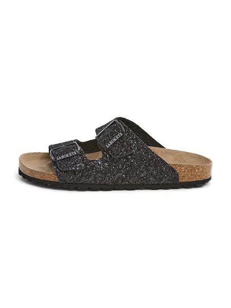 SABOKETS Klapki w kolorze czarnym rozmiar: 40. Czarne klapki damskie SABOKETS, bez wzorów, bez obcasa. Za 123.25 zł.