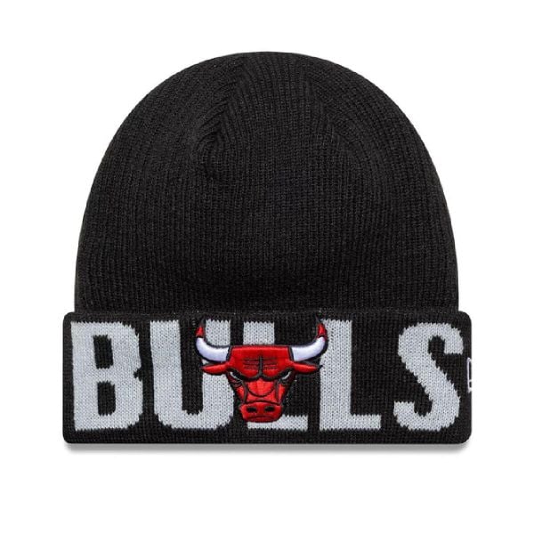 Czapka zimowa New Era NBA Chicago Bulls Wordmark Black Beanie 60691260. Czarne czapki męskie New Era, na zimę, bez wzorów. Za 125.35 zł.
