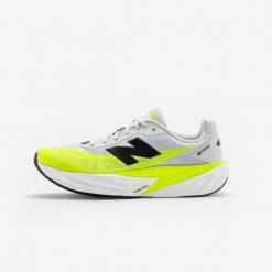 Buty do biegania męskie New Balance Fuelcell Rebel V5. Obuwie do biegania damskie New Balance. Za 549.99 zł.