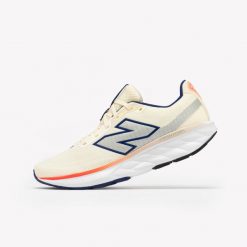 Second Life - Buty do biegania męskie New Balance Fresh Foam... - Stan Doskonały. Białe obuwie do biegania damskie New Balance. Za 211.99 zł.