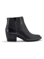 Clarks Skórzane botki w kolorze czarnym rozmiar: 36. Czarne botki damskie Clarks, eleganckie, bez obcasa, bez zapięcia. Za 213.18 zł.
