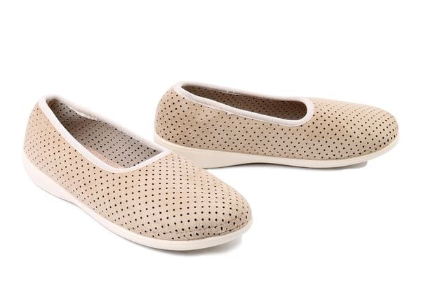 ADANEX 29574 DIP7NN beżowy, kapcie damskie. Brązowe kapcie damskie Adanex. Za 113.90 zł.