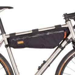 Torba rowerowa Frame Bag Rozmiar L RESTRAP. Czarne torebki klasyczne damskie RESTRAP, bez wzorów, bez dodatków. Za 449.00 zł.