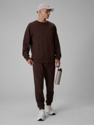 4F Spodnie dresowe joggery męskie - brązowe M. Brązowe spodnie dresowe męskie 4f, bez wzorów, z dresówki. Za 149.99 zł.