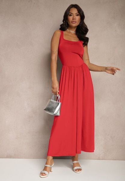 Czerwona Rozkloszowana Sukienka z Wiskozą i Kwadratowym Dekoltem Ravvia. Czerwone sukienki damskie Renee, na co dzień, l, bez wzorów, z wiskozy, eleganckie, bez kołnierzyka, bez ramiączek, maxi, proste. Za 159.99 zł.