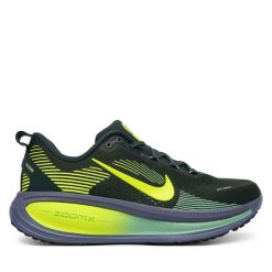 Buty do biegania Nike. Zielone obuwie do biegania damskie Nike. Za 649.99 zł.