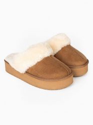 Blackfield Kapcie "Emilija" w kolorze jasnobrązowym rozmiar: 36. Brązowe kapcie damskie Blackfield, z materiału. Za 117.73 zł.