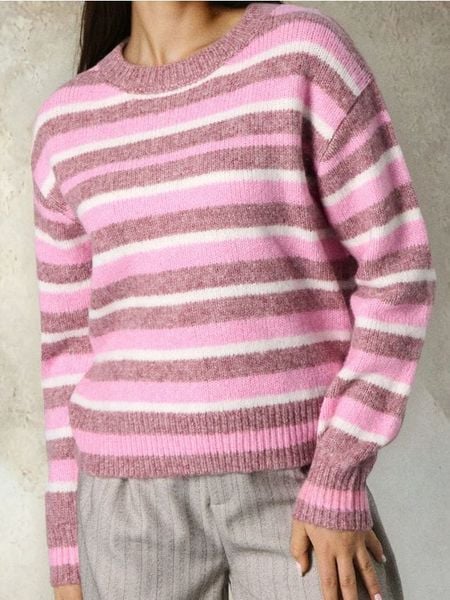 Sweter w paski z domieszką wełny - wielobarwny. Swetry klasyczne damskie Sinsay, l, z wełny, bez kołnierzyka. W wyprzedaży za 25.99 zł.