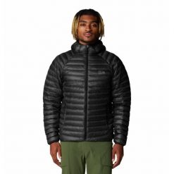 Kurtka z kapturem Mountain Hardwear Ghost Whisperer™. Czarne kurtki męskie MOUNTAIN HARDWEAR, bez wzorów, z puchu, sportowe, z kapturem. Za 1,648.50 zł.
