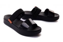 ZAXY 18166 STEP TAM FEM HH285282 czarny, klapki damskie. Czarne klapki damskie Zaxy, bez wzorów, bez obcasa. Za 179.90 zł.