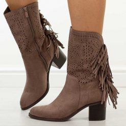 Szare ażurowe botki damskie na obcasie M.Daszyński 2337-15. Szare botki damskie M.Daszyński, na jesień, z jeansu, boho, bez obcasa, na obcasie, bez zapięcia. W wyprzedaży za 197.10 zł.