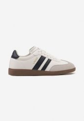 Biało-Granatowe Płaskie Klasyczne Buty Sportowe Sneakersy ze Sznurowaniem z Ozdobnym Noskiem i Paskami Timaela. Białe buty sportowe na co dzień męskie Born2be, z jeansu, bez zapięcia. Za 99.99 zł.