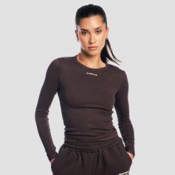 Koszulka damska fitness z długim rękawem slim brązowa Aura. Brązowe bluzki sportowe damskie GYMBEAM, l, bez wzorów, z dzianiny, bez ramiączek. Za 106.90 zł.