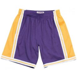 Szorty Mitchell & Ness Los Angeles Lakers '84 fioletowe. Fioletowe szorty męskie Mitchell & Ness, bez kołnierzyka. Za 359.55 zł.
