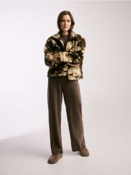 Bluza z imitacji baranka - wielobarwny. Bluzy bez kaptura damskie Reserved, l. Za 129.99 zł.