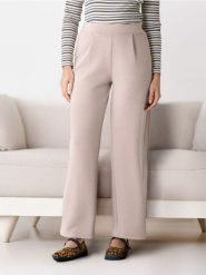 Spodnie soft touch - beżowy. Brązowe spodnie materiałowe damskie Sinsay, bez wzorów. W wyprzedaży za 24.99 zł.