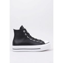 Buty na platformie Converse Chuck Taylor All Star Lift Leather High Top. Czarne buty sportowe na co dzień damskie Converse, bez wzorów, ze skóry, bez ramiączek. W wyprzedaży za 490.00 zł.