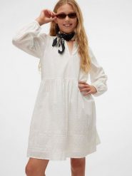 Vero Moda Girl Sukienka "Trine" w kolorze białym rozmiar: 164. Białe sukienki dziewczęce Vero Moda Girl, bez wzorów, z bawełny, bez ramiączek. Za 87.81 zł.
