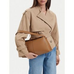 Torebka JENNY. Brązowe torebki klasyczne damskie Jenny, bez wzorów, bez dodatków. Za 149.99 zł.
