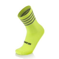 Skarpetki Mb Wear Night H15. Zielone skarpetki męskie MB WEAR, bez wzorów. Za 172.00 zł.