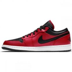 Buty do chodzenia męskie Nike Air Jordan 1 Low. Czerwone obuwie do biegania damskie Nike, Nike Air Jordan. Za 729.00 zł.