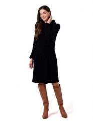 Be Wear Sukienka w kolorze czarnym rozmiar: M. Czarne sukienki damskie Be Wear, m, bez wzorów, bez kołnierzyka, bez ramiączek, midi. Za 194.38 zł.