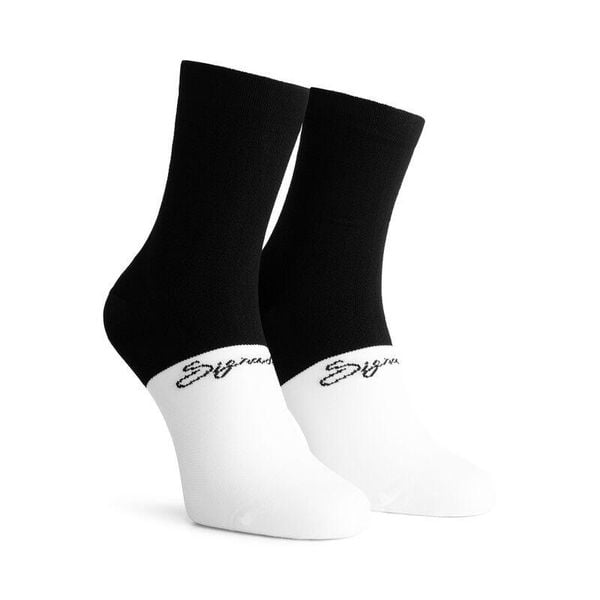 Skarpetki sportowe unisex Rogelli Signature. Białe skarpetki damskie Rogelli, bez wzorów. Za 85.00 zł.