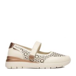 Półbuty Go Soft. Półbuty damskie GO SOFT, bez wzorów, bez obcasa. Za 149.99 zł.