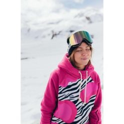 Bluza outdoorowa z kapturem damska DEEP TRIP Twix pink softshell. Czerwone bluzy z kapturem damskie DEEP TRIP, bez wzorów, z softshellu, z kapturem. Za 499.00 zł.