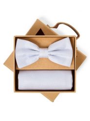 Finshley & Harding London jedwabna muszka i poszetka Mężczyźni Jedwab niebieski, ONE SIZE. Niebieskie krawaty i muchy męskie Finshley & Harding London, bez wzorów, z jedwabiu, eleganckie. Za 179.95 zł.