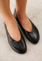 Czarne Gładkie Balerinki Basic z Zaokrąglonym Noskiem Kaleta. Czarne baleriny damskie Renee, bez wzorów, z jeansu, bez obcasa. Za 79.99 zł.