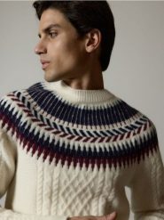 Sweter z wełną - wielobarwny. Swetry męskie Reserved, l, bez wzorów, z dzianiny, bez kołnierzyka. W wyprzedaży za 129.99 zł.